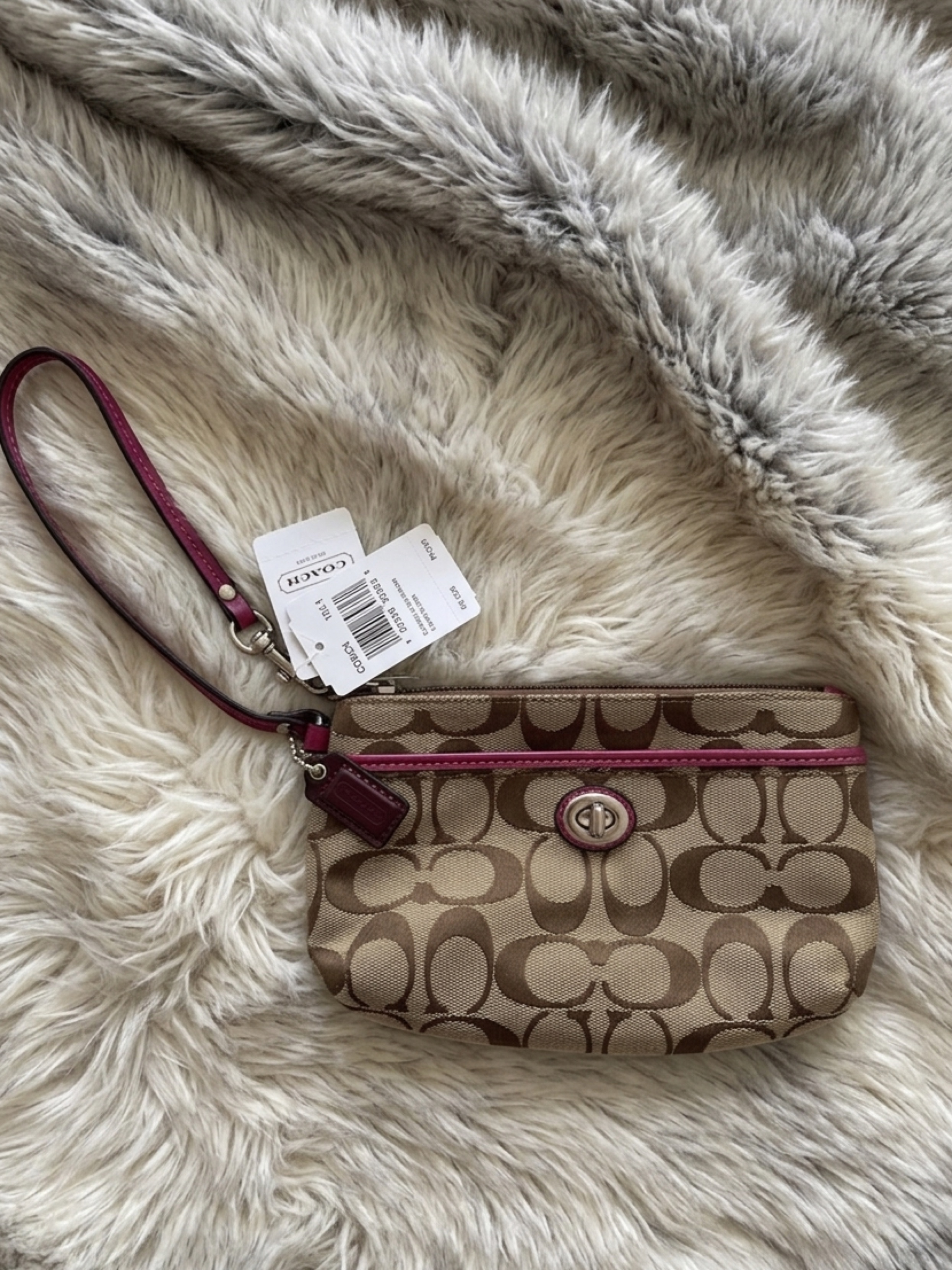 Coach Signature Jacquard & Magenta Glazed Leather Wristlet | Nwt